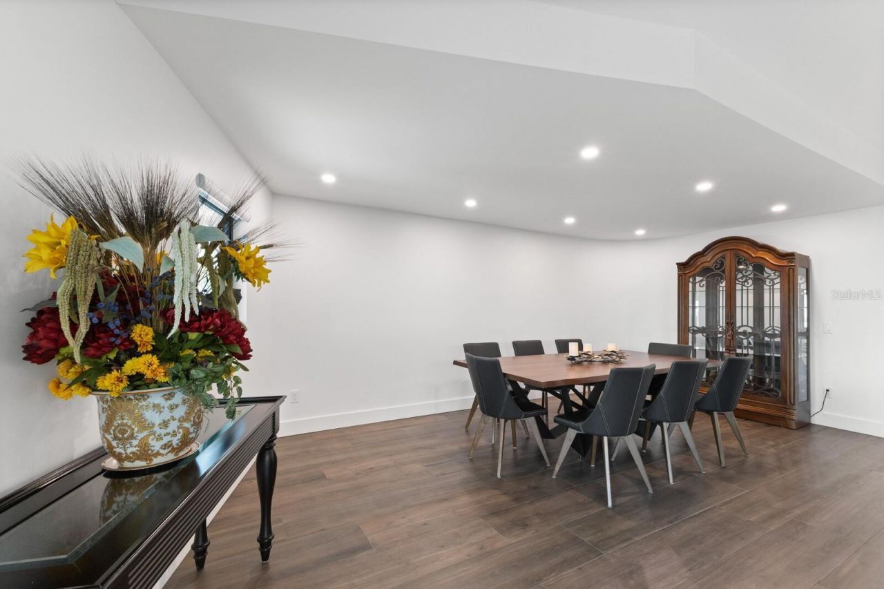 201 N Harbor Drive, Holmes Beach, FL 34217 Photo