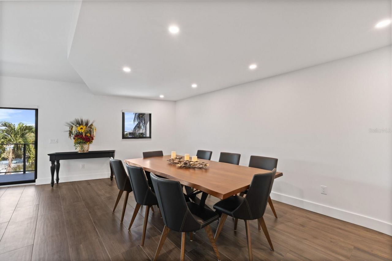 201 N Harbor Drive, Holmes Beach, FL 34217 Photo