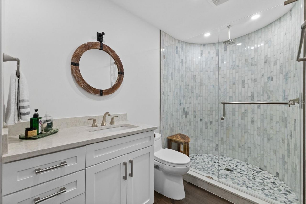 201 N Harbor Drive, Holmes Beach, FL 34217 Photo