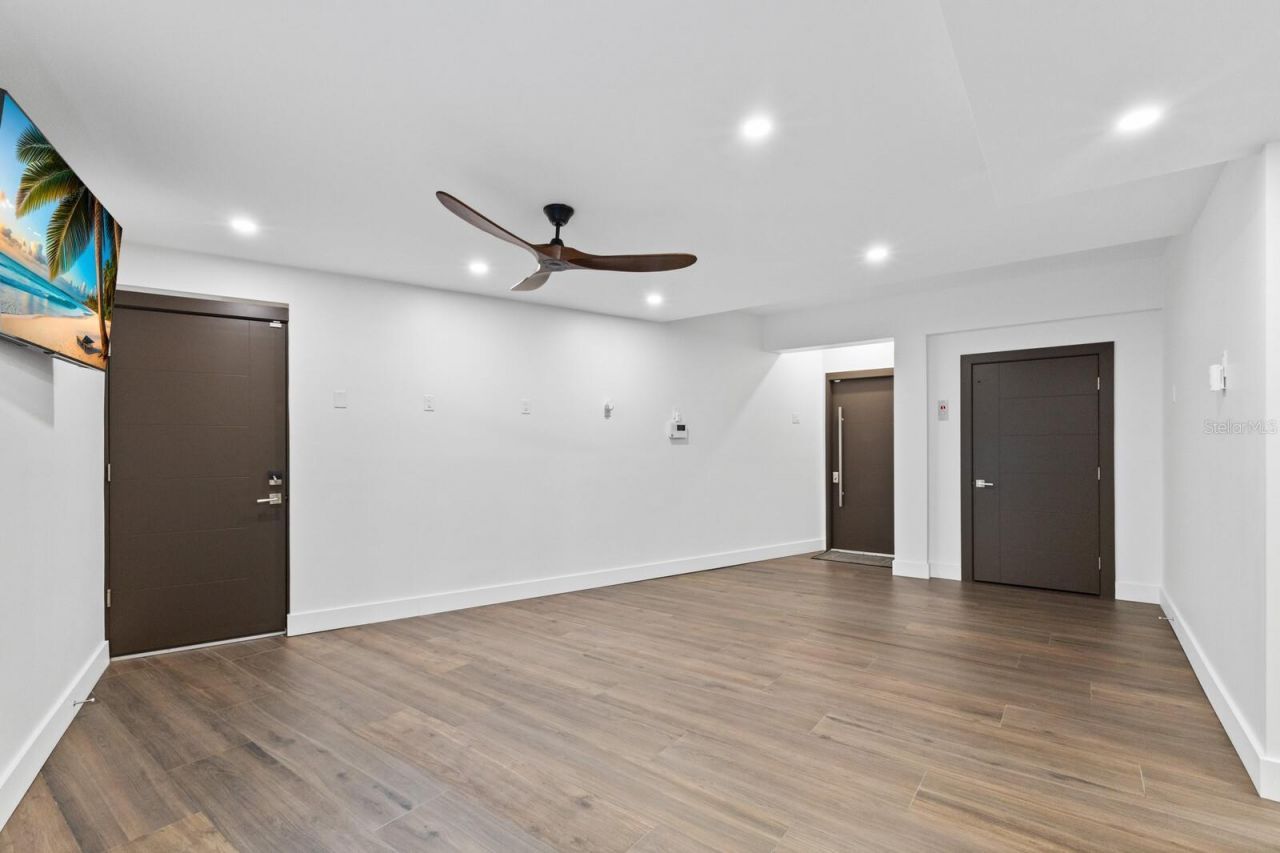 201 N Harbor Drive, Holmes Beach, FL 34217 Photo