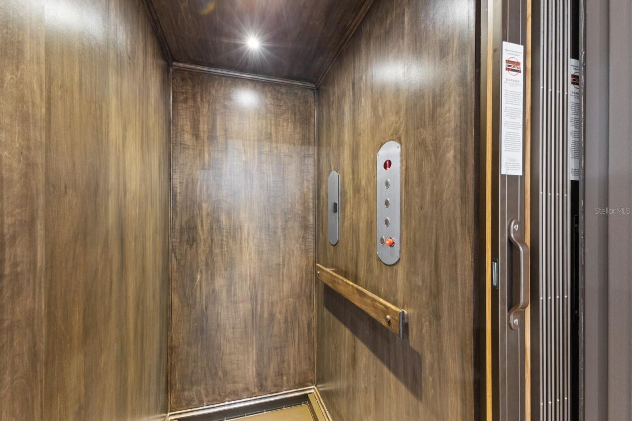 201 N Harbor Drive, Holmes Beach, FL 34217 Photo