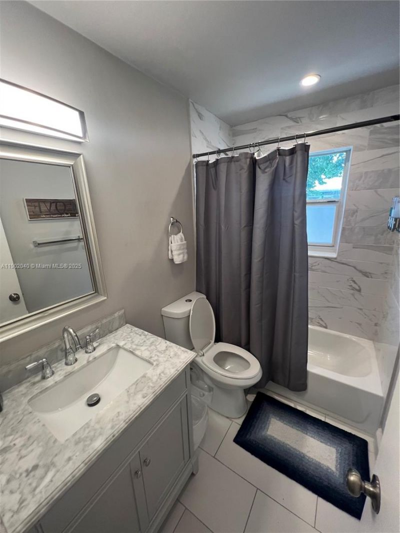 1573 NE 30th Ct, Pompano Beach, FL 33064 Photo