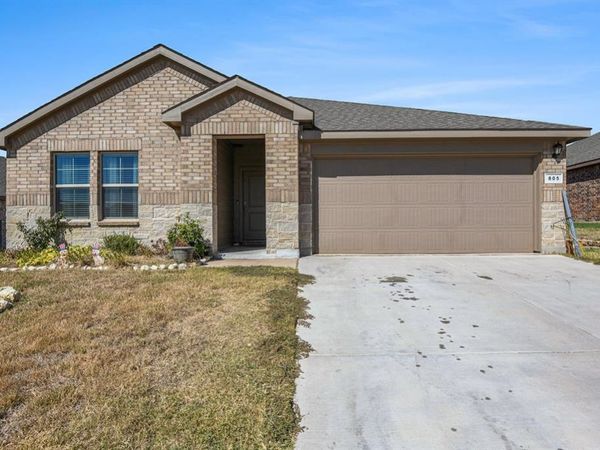 805 Durango Lane, Cleburne, TX 76033