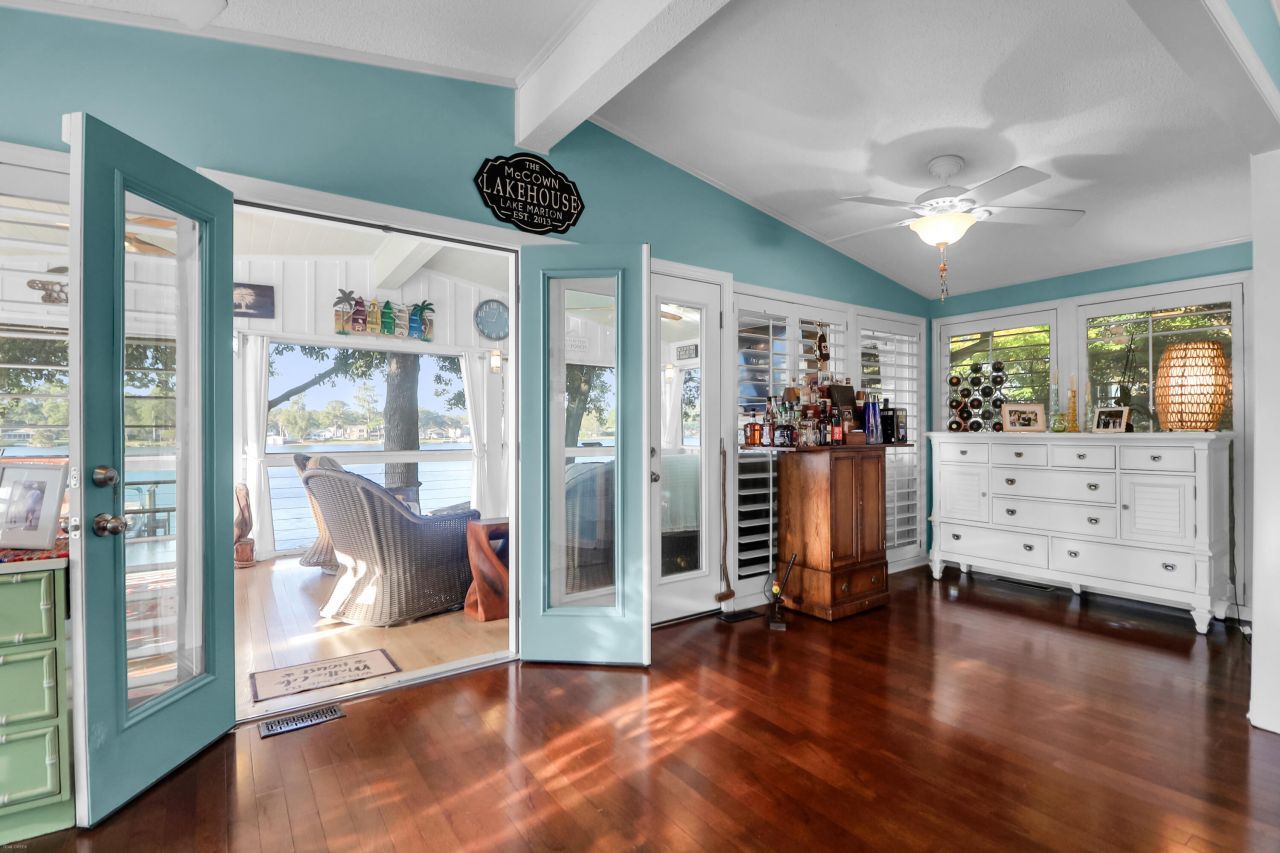 1204 Joyner Drive Photo 16