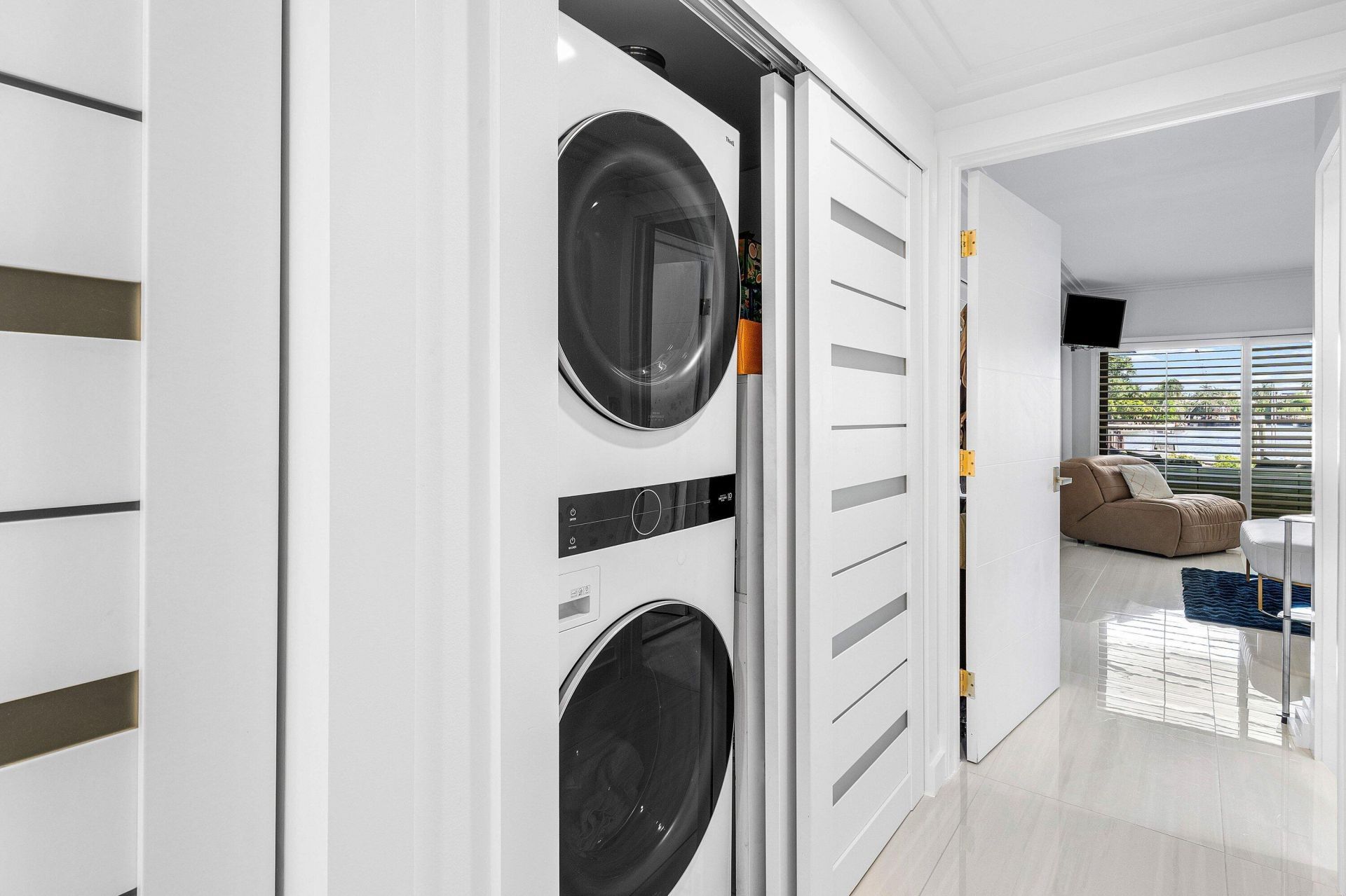 931 Palm Trail, Unit 4, Delray Beach, FL 33483 Photo