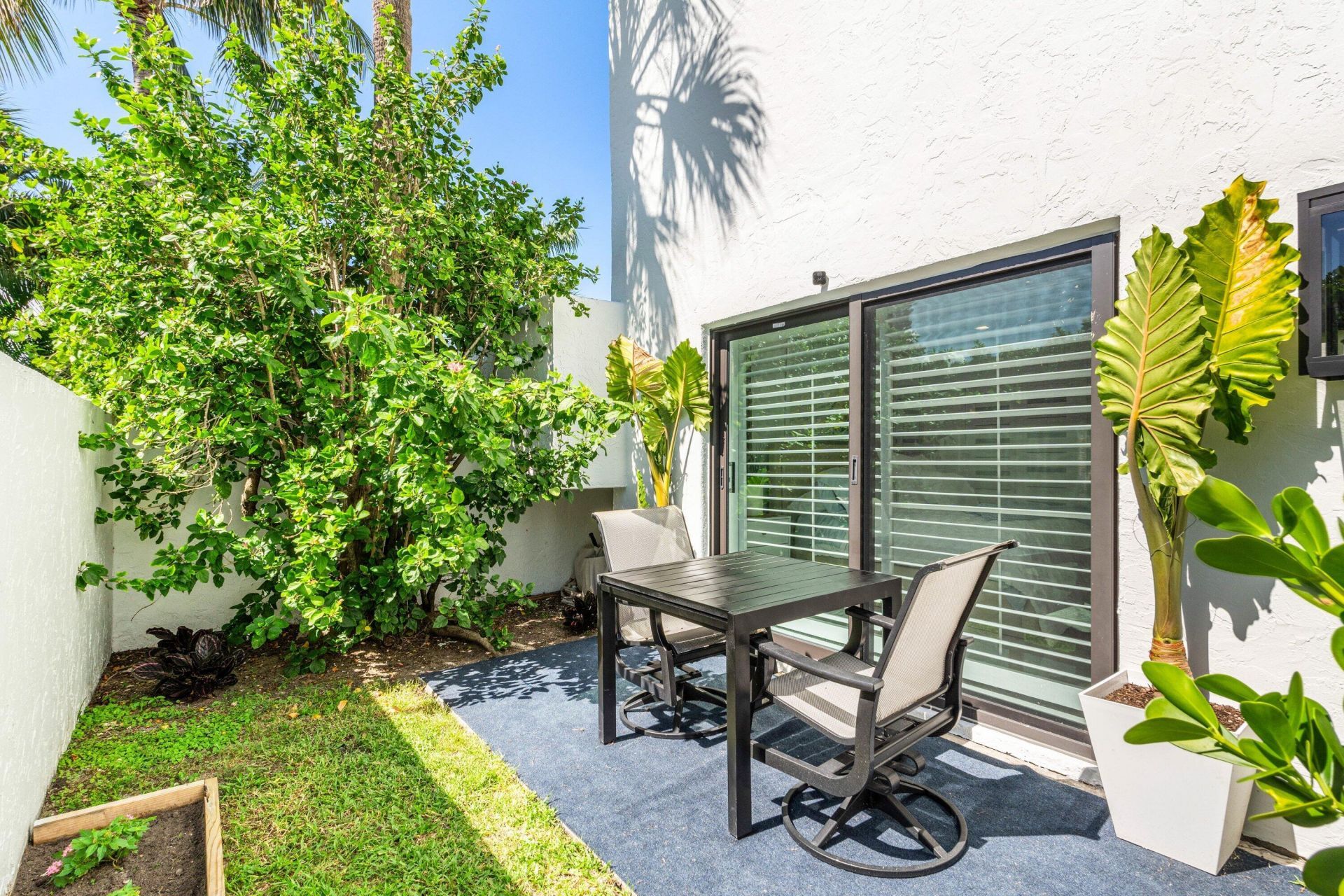 931 Palm Trail, Unit 4, Delray Beach, FL 33483 Photo