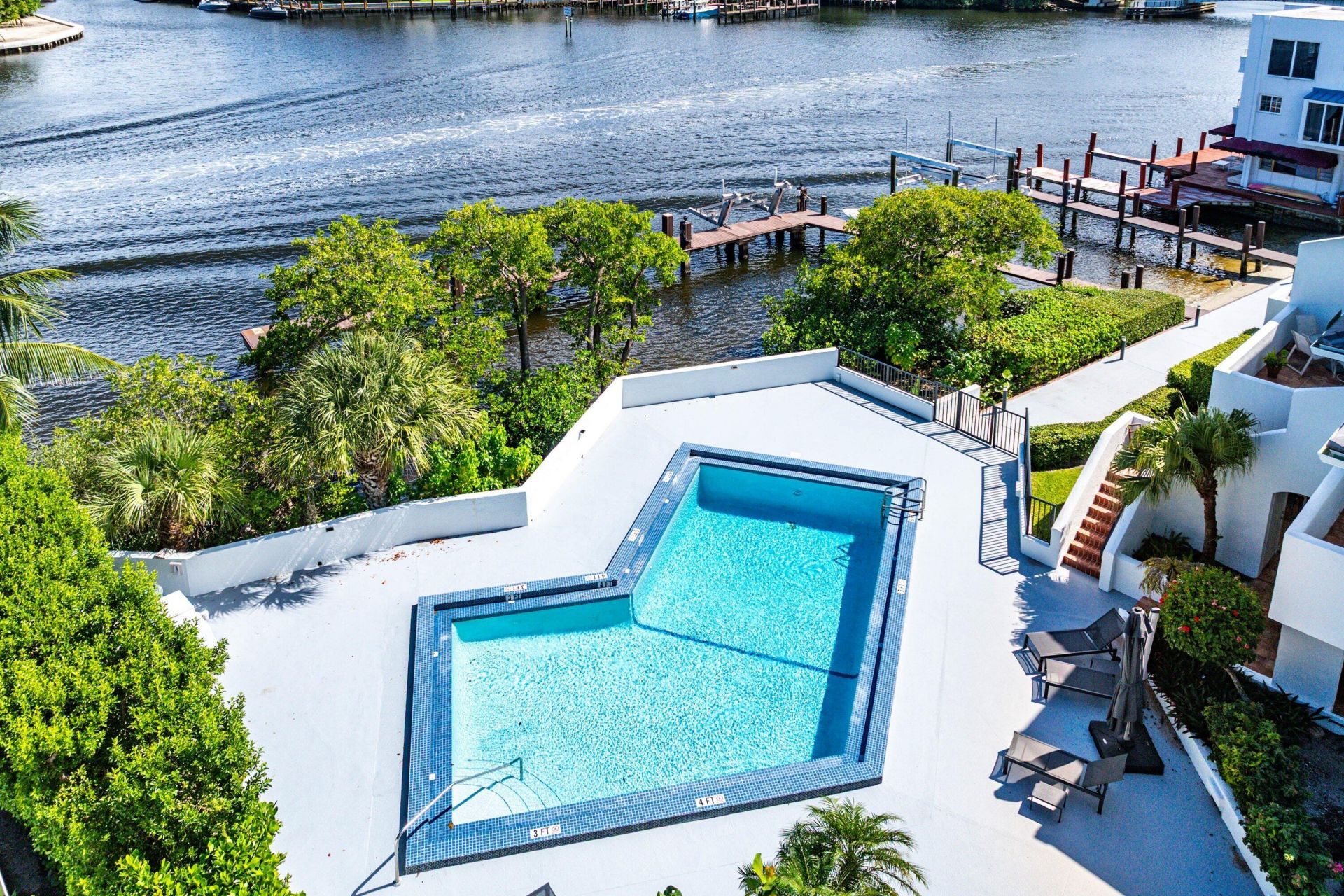 931 Palm Trail, Unit 4, Delray Beach, FL 33483 Photo