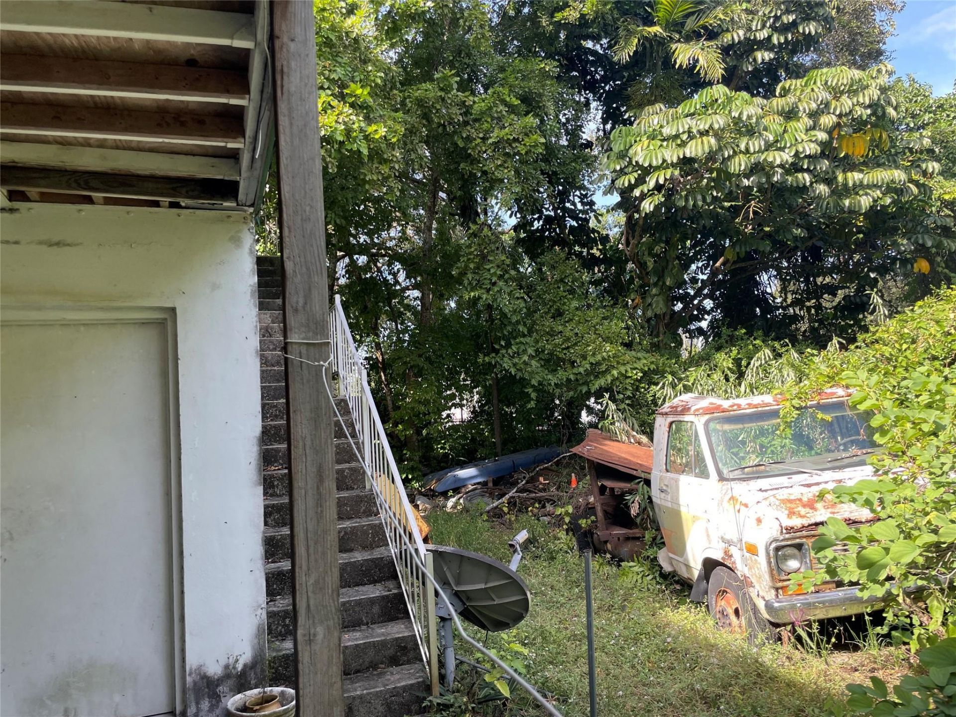 1601 NW 147th Street Drive, Miami, FL 33167 Photo