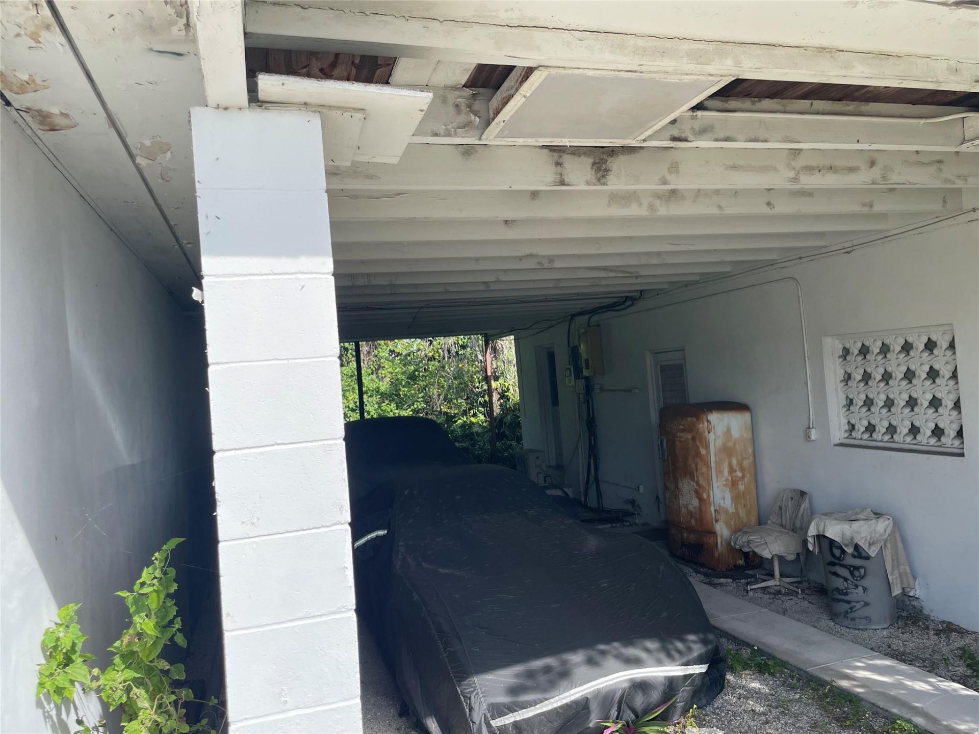 1601 NW 147th Street Drive, Miami, FL 33167 Photo