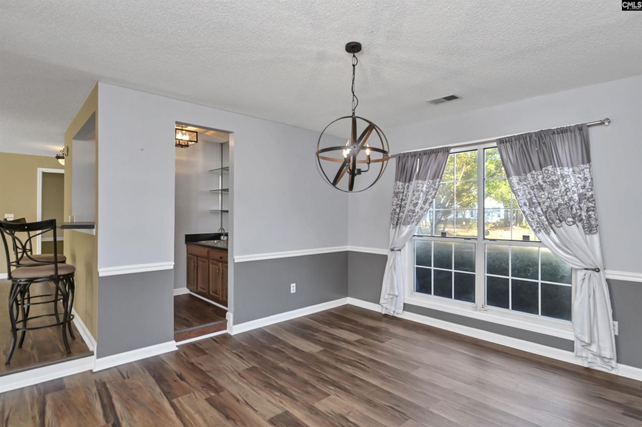 101 Grinders Mill Road Photo 11