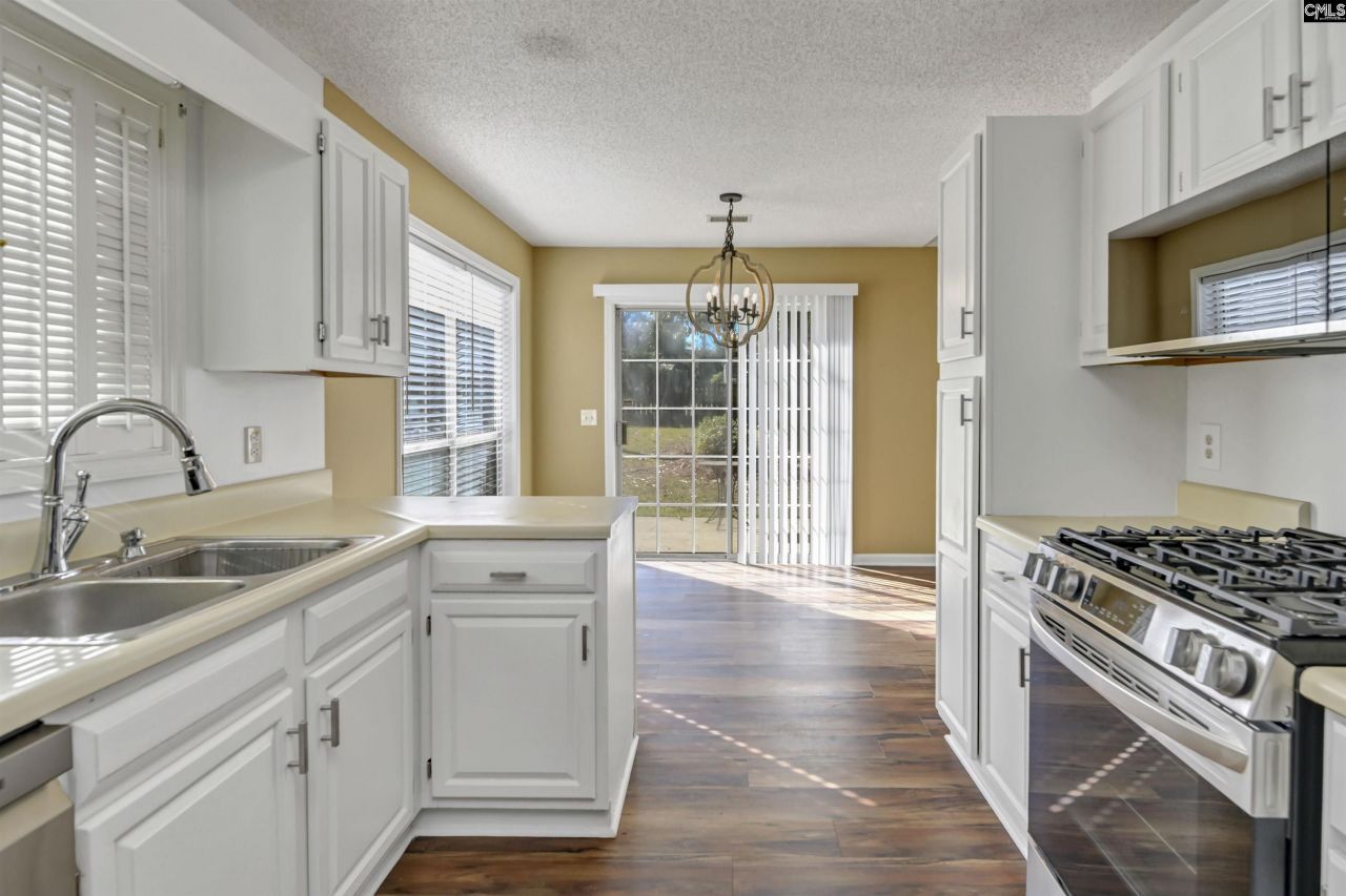 101 Grinders Mill Road Photo 13