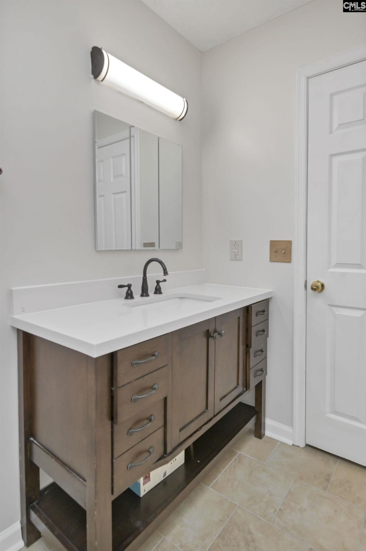 101 Grinders Mill Road Photo 35