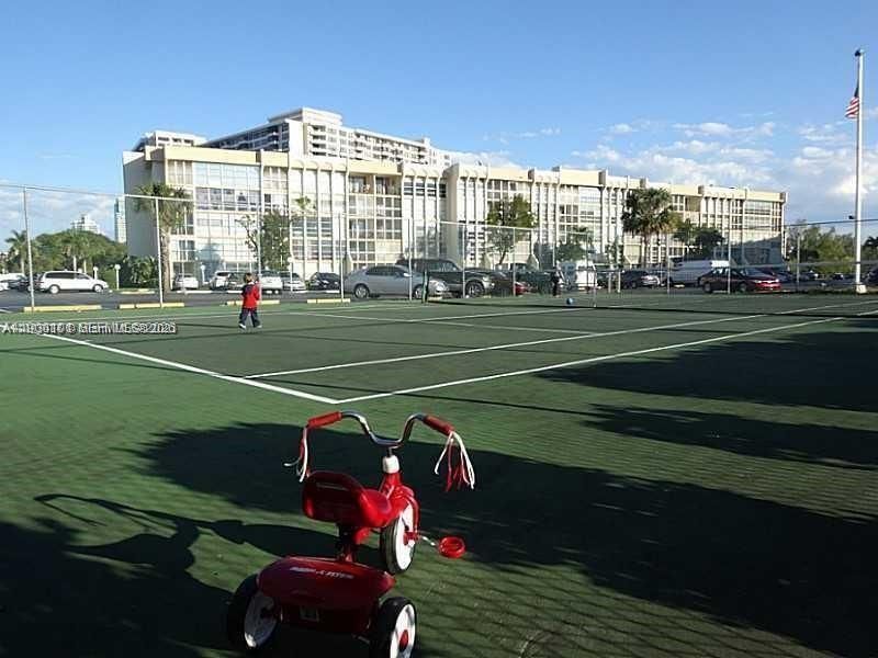 851 Three Islands Blvd, Unit 117, Hallandale Beach, FL 33009 Photo