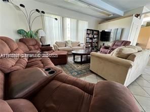 851 Three Islands Blvd, Unit 117, Hallandale Beach, FL 33009 Photo