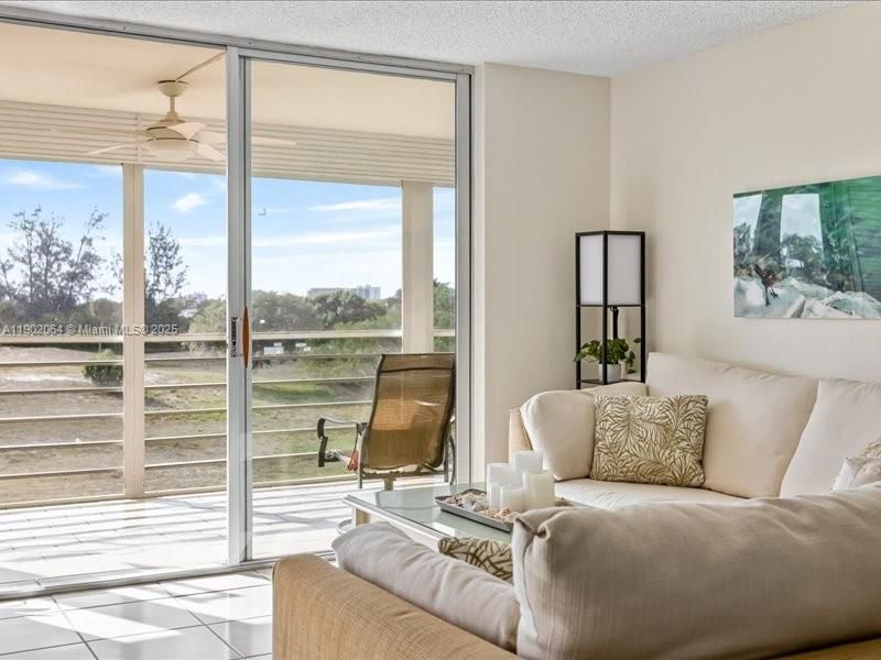 6200 NW 2nd Ave, Unit 418, Boca Raton, FL 33487 Photo