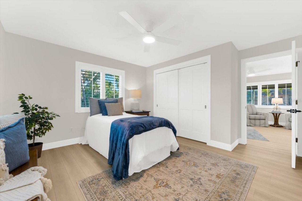 16895 1st Street E, North Redington Beach, FL 33708 Photo