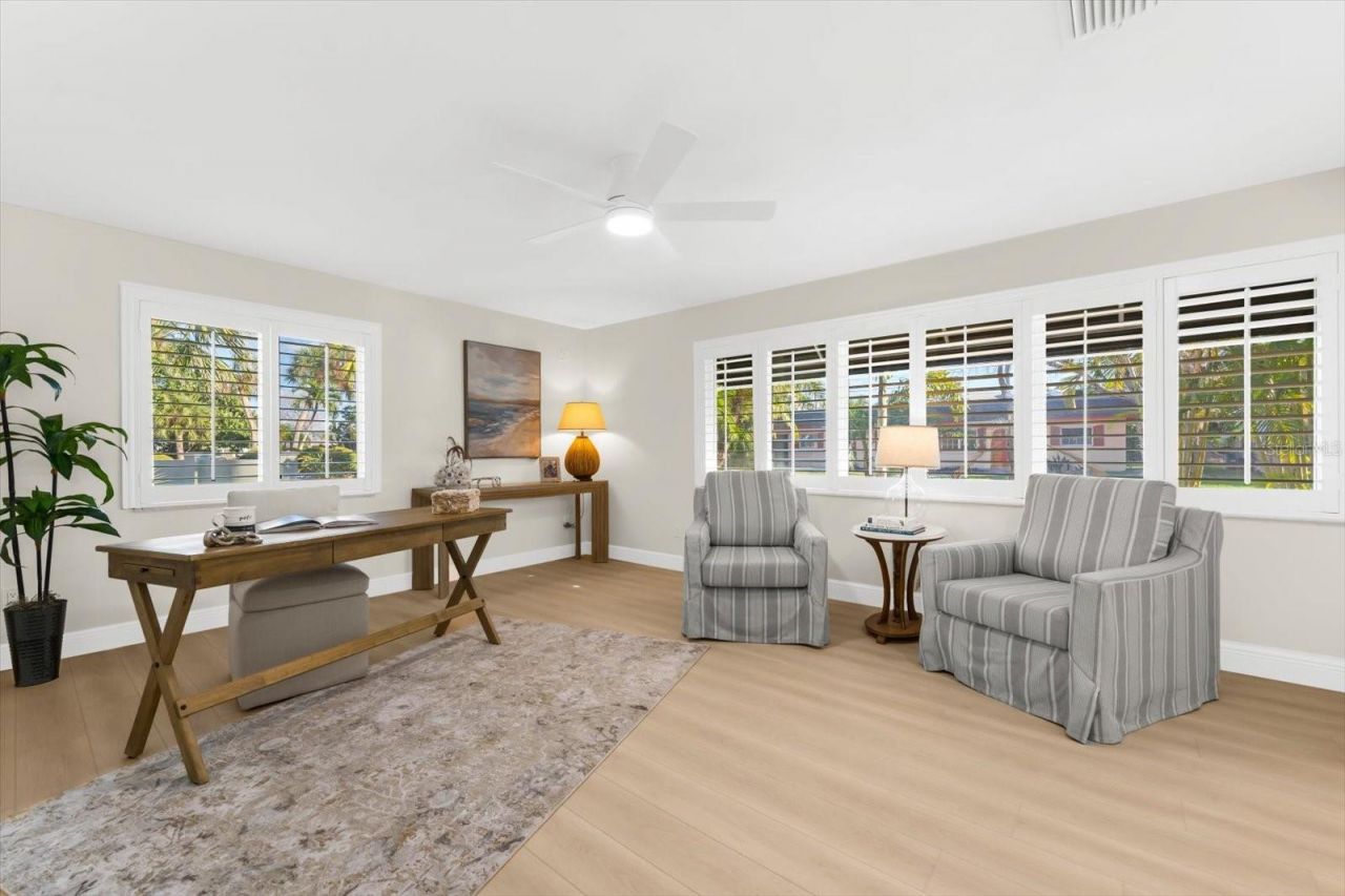 16895 1st Street E, North Redington Beach, FL 33708 Photo