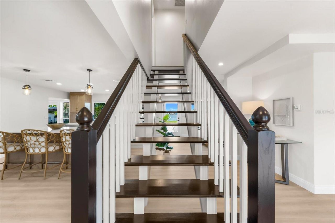 16895 1st Street E, North Redington Beach, FL 33708 Photo