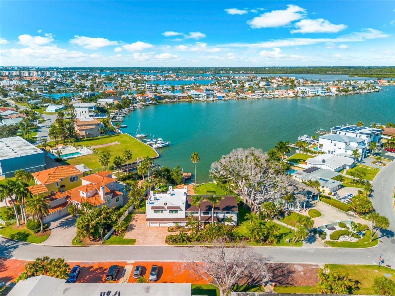 16895 1st Street E, North Redington Beach, FL 33708 Photo