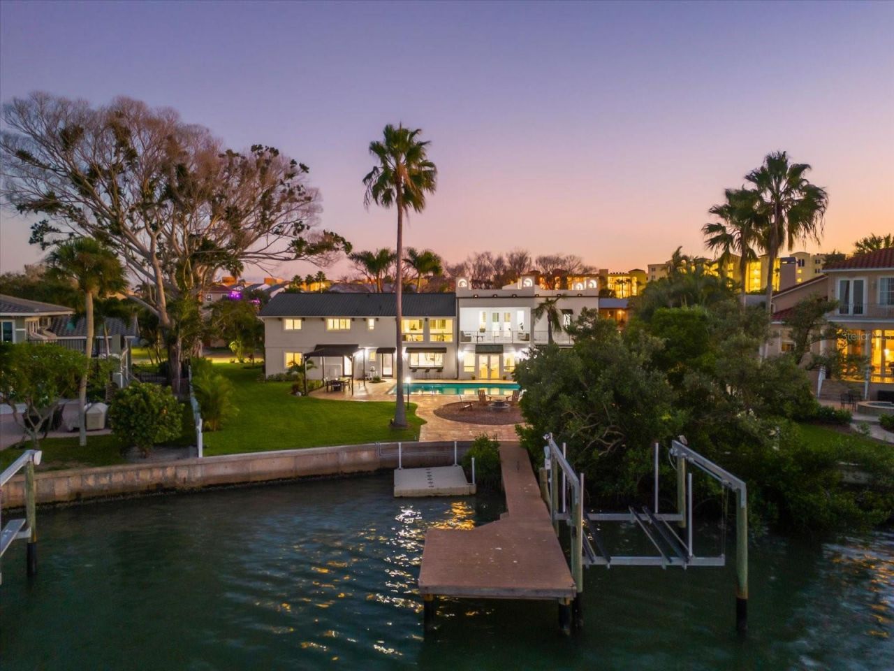 16895 1st Street E, North Redington Beach, FL 33708 Photo