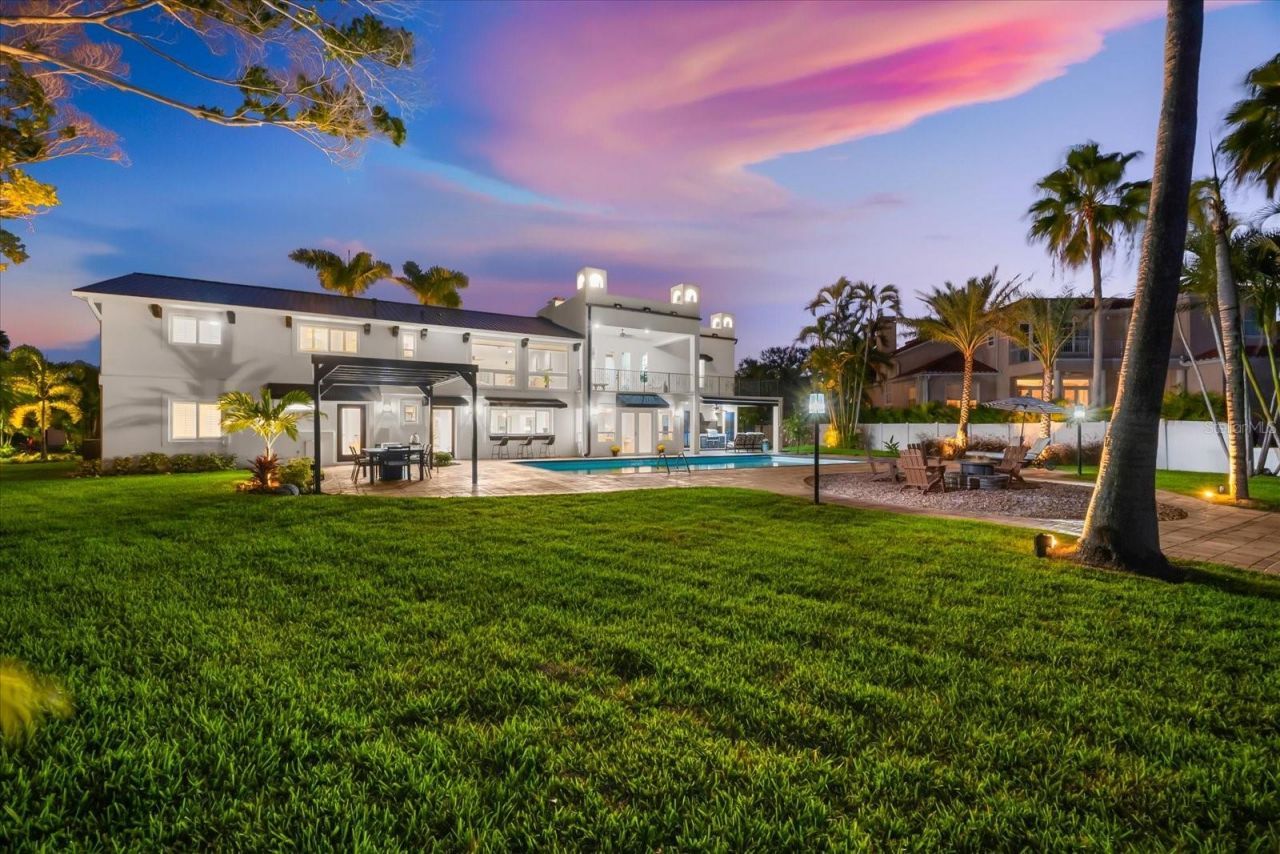 16895 1st Street E, North Redington Beach, FL 33708 Photo