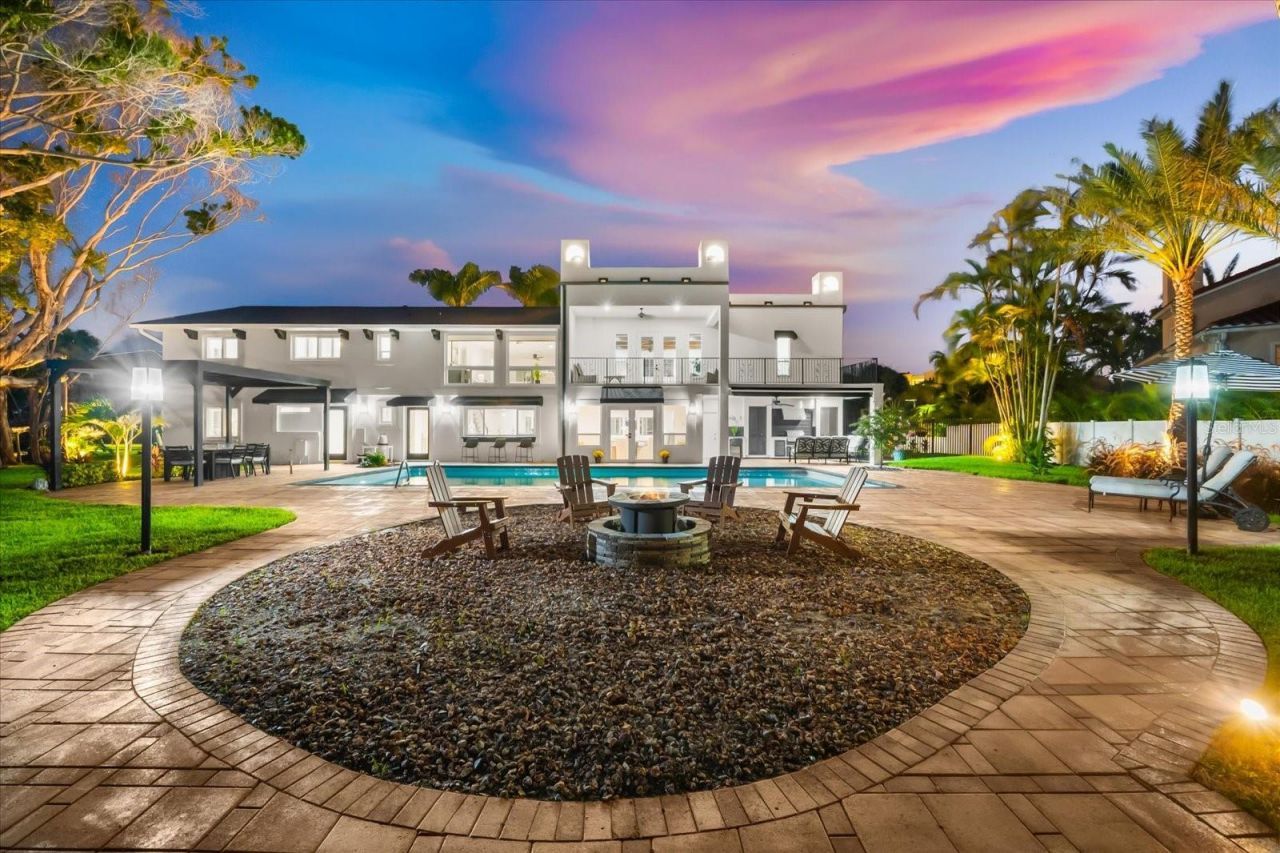 16895 1st Street E, North Redington Beach, FL 33708 Photo