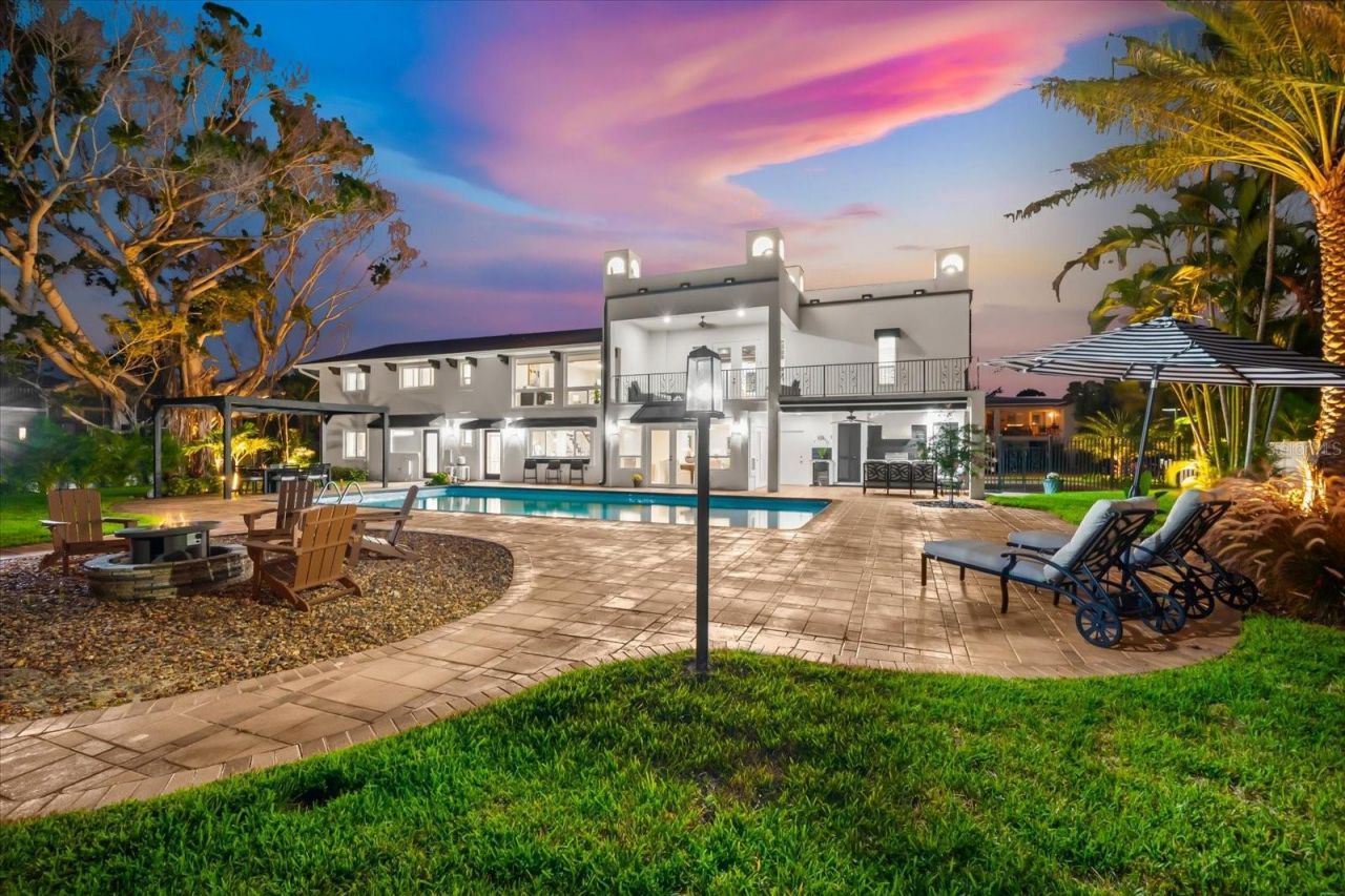 16895 1st Street E, North Redington Beach, FL 33708 Photo