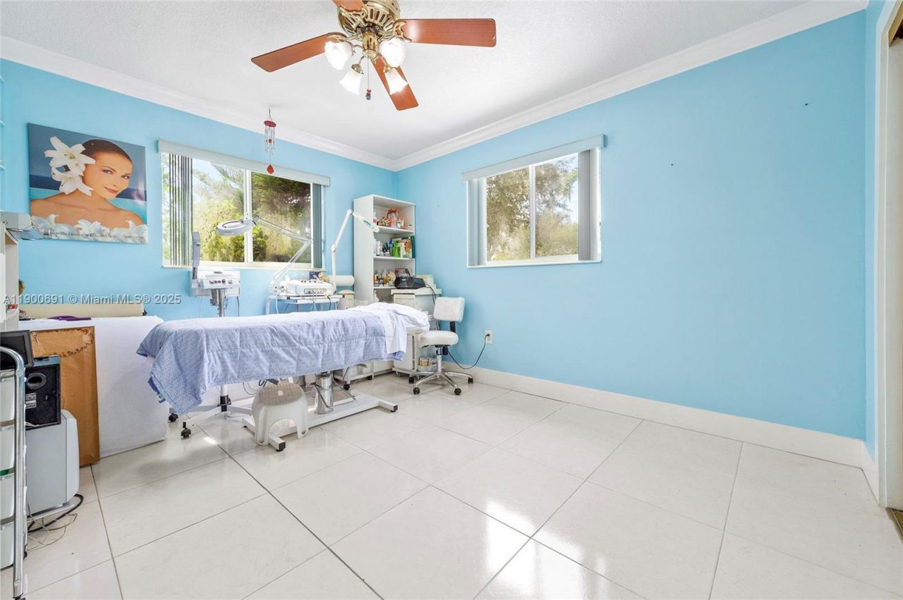 7311 SW 139th Ave, Miami, FL 33183 Photo