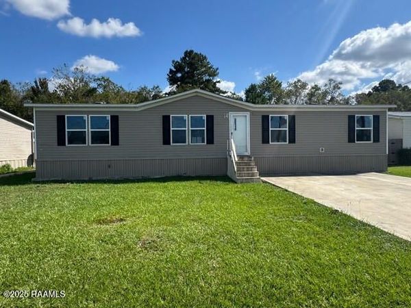 215 Liz Drive, St. Martinville, LA 70582