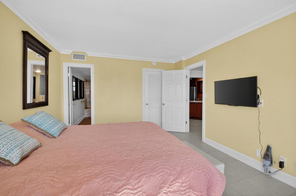 2871 N Ocean Boulevard, Unit V247, Boca Raton, FL 33431 Photo