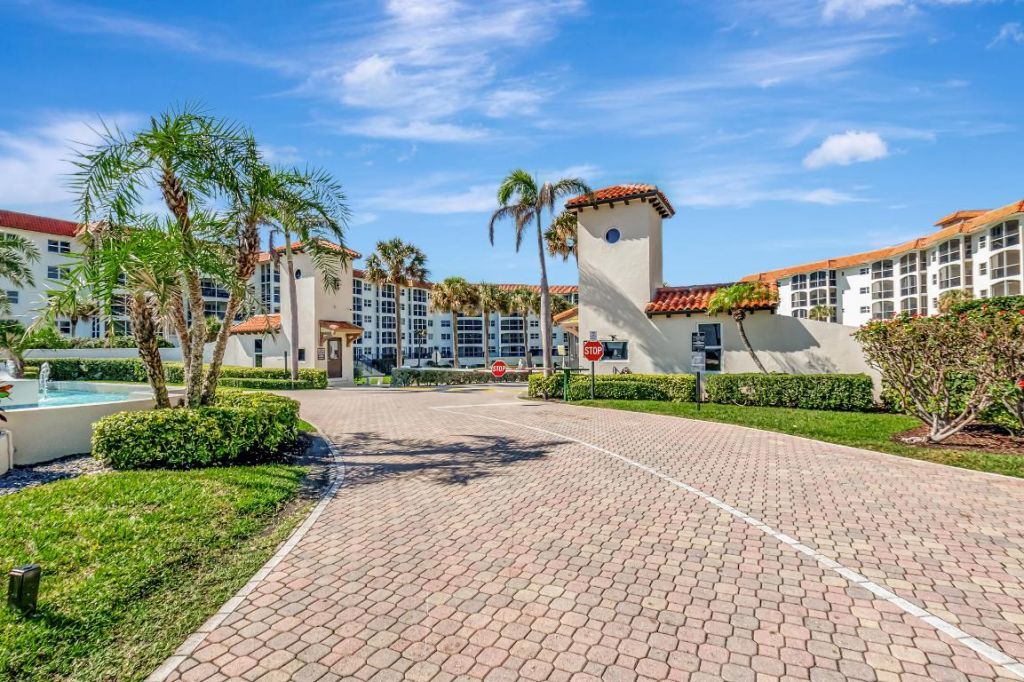 2871 N Ocean Boulevard, Unit V247, Boca Raton, FL 33431 Photo