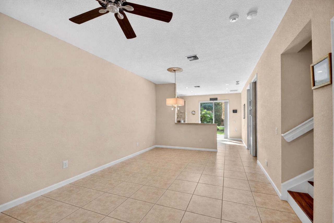 7476 Sarentino Lane, Unit 121, Boynton Beach, FL 33437 Photo