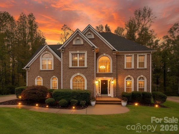 1084 Plantation Trail, Gastonia, NC 28056