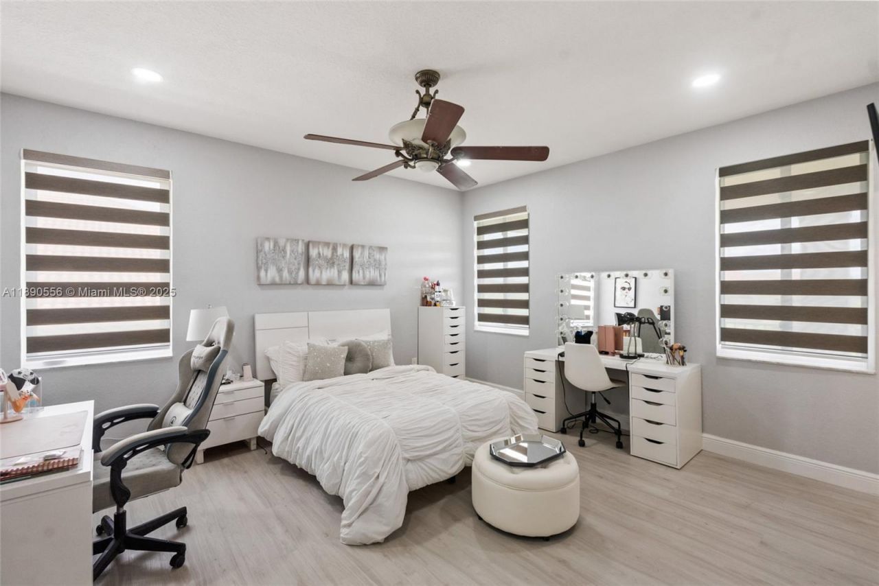 5413 SW 186th Way, Miramar, FL 33029 Photo