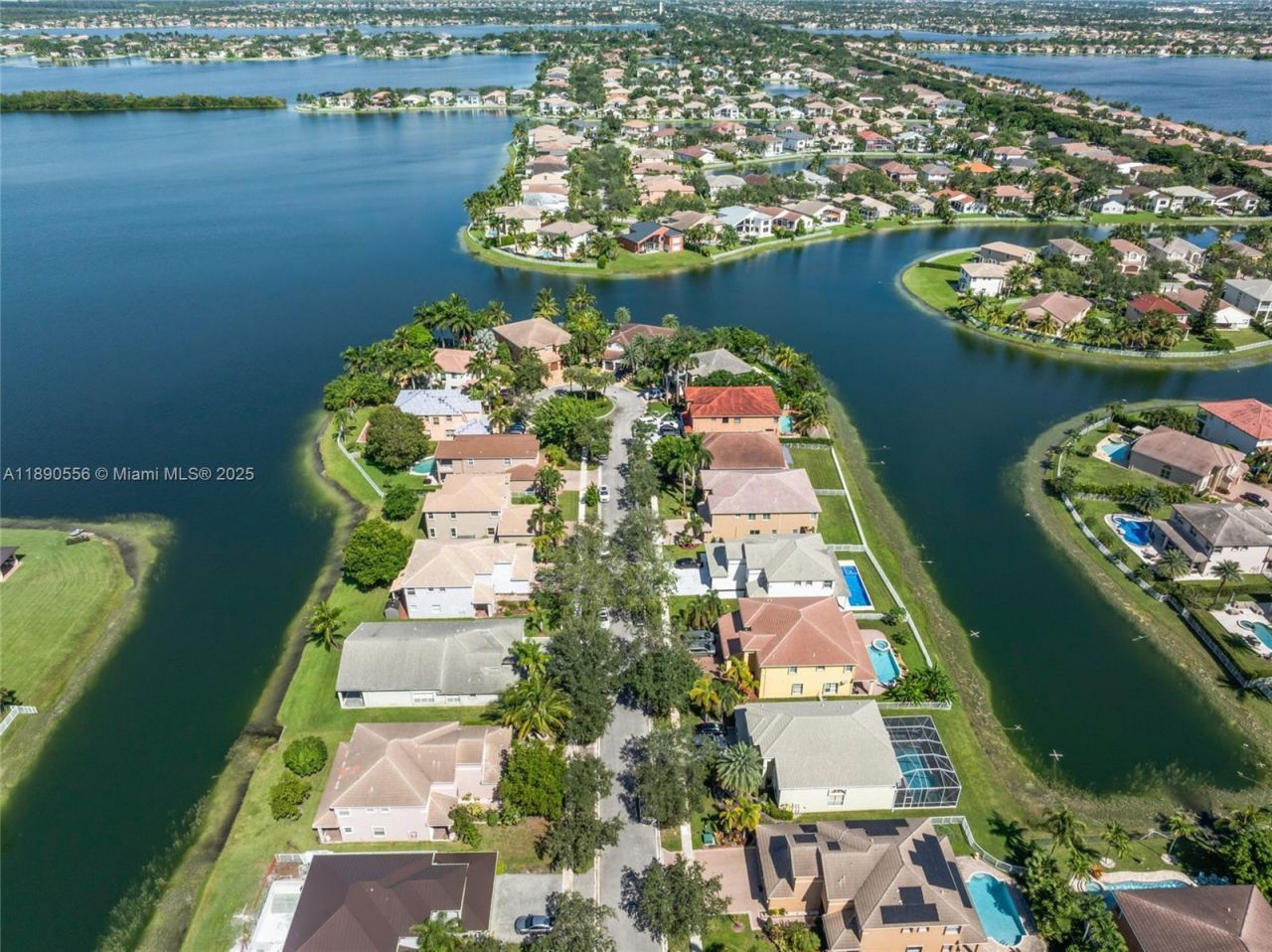 5413 SW 186th Way, Miramar, FL 33029 Photo