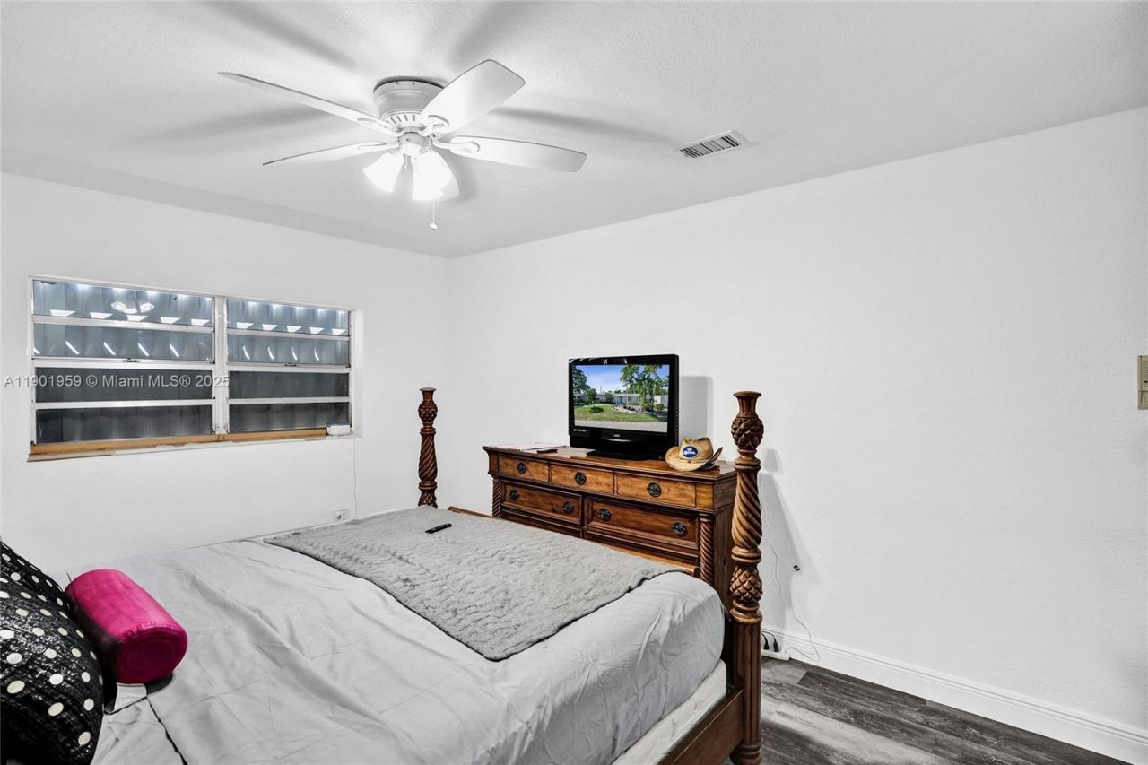 6300 SW 62nd Pl, South Miami, FL 33143 Photo