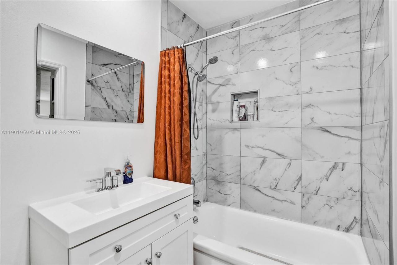 6300 SW 62nd Pl, South Miami, FL 33143 Photo