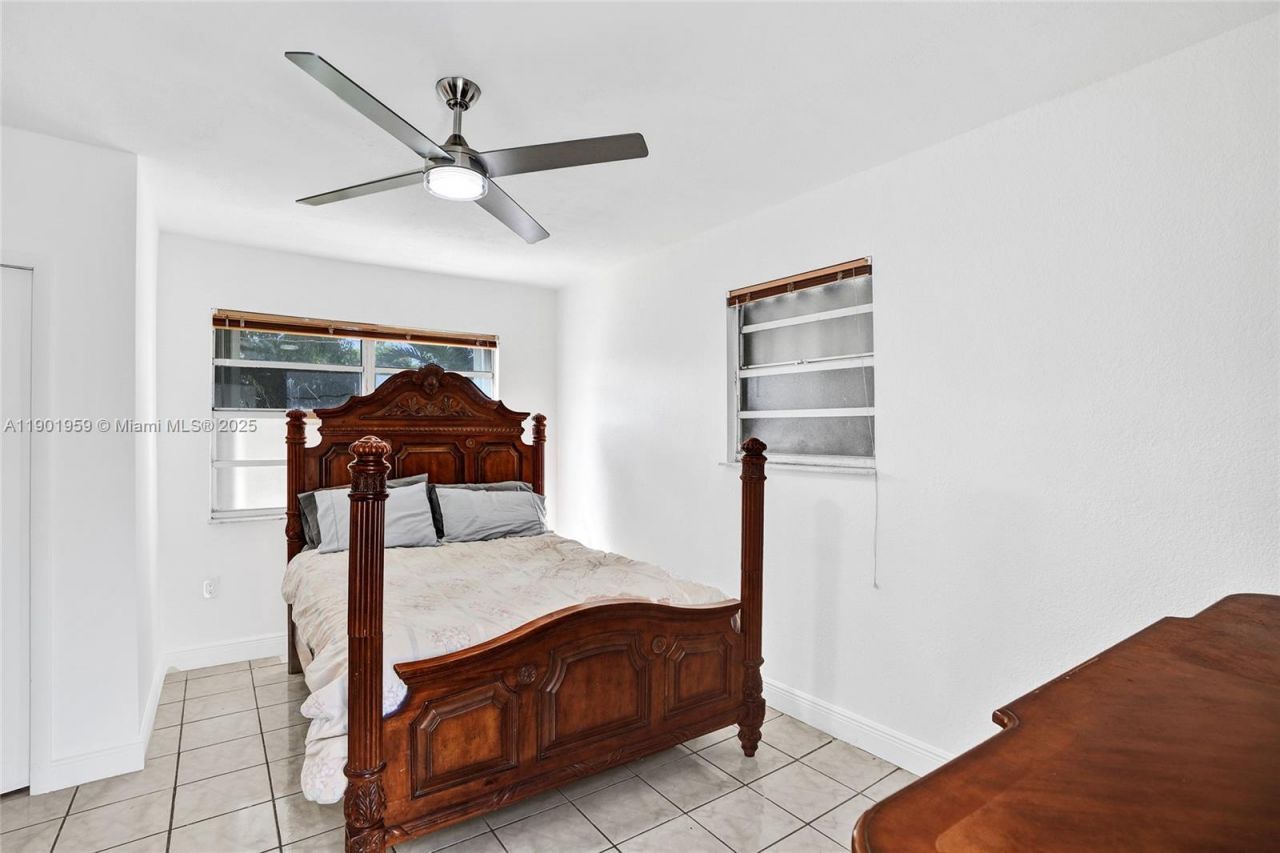 6300 SW 62nd Pl, South Miami, FL 33143 Photo