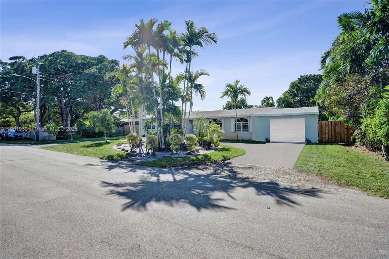 6300 SW 62nd Pl, South Miami, FL 33143 Photo