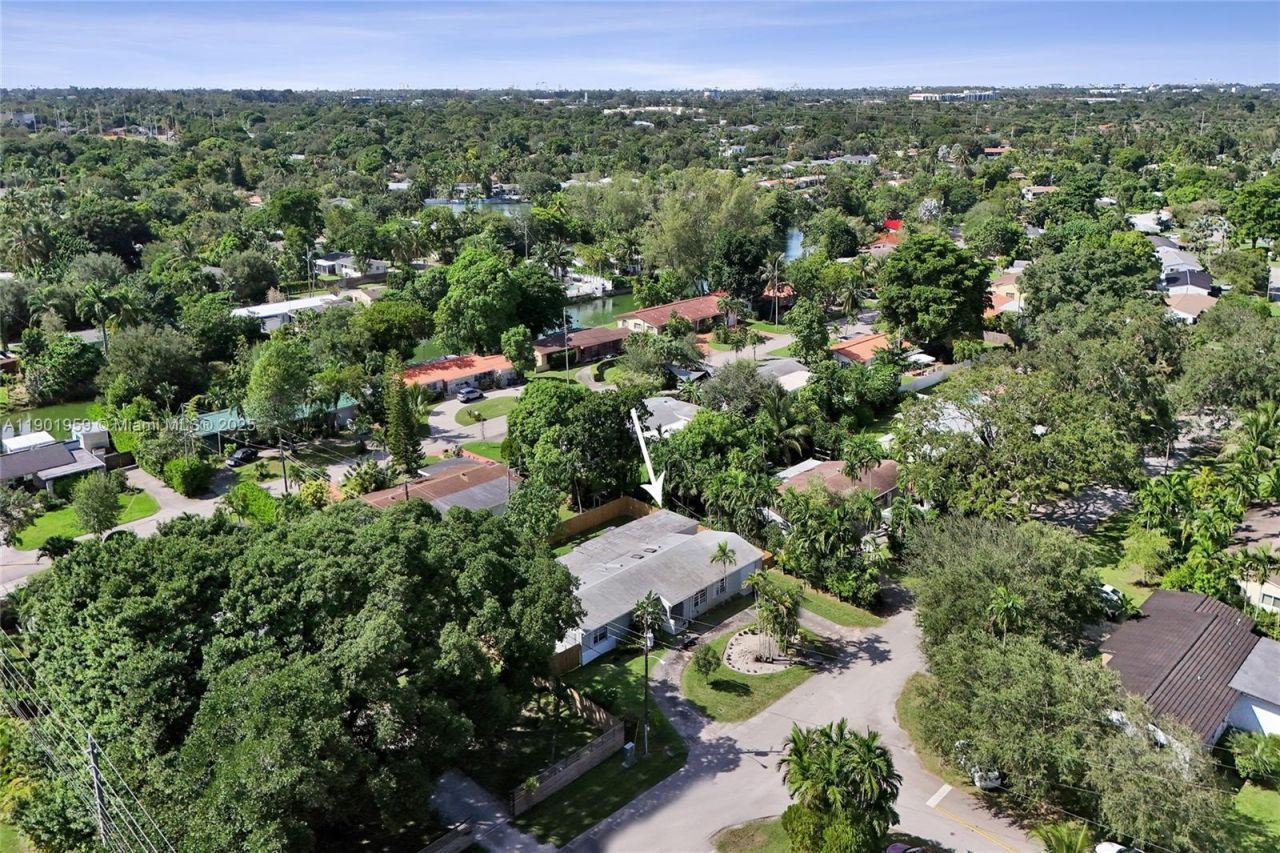 6300 SW 62nd Pl, South Miami, FL 33143 Photo