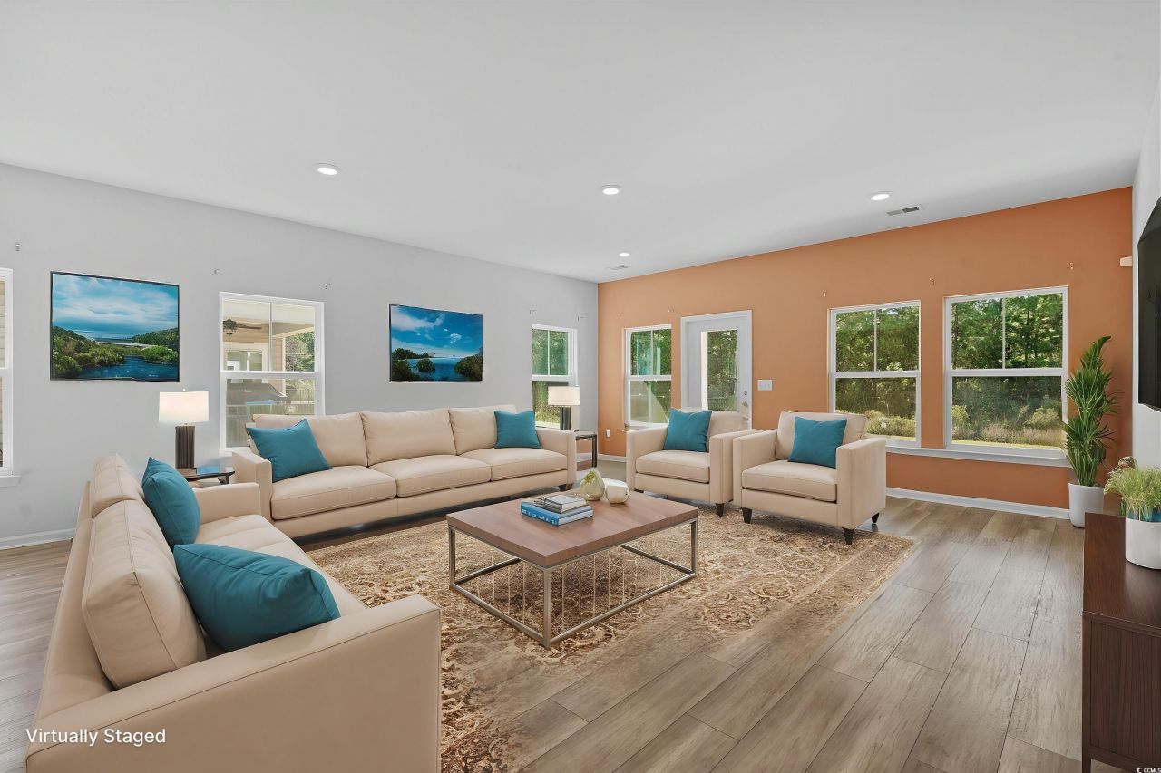 3021 Sistine St. Photo 6