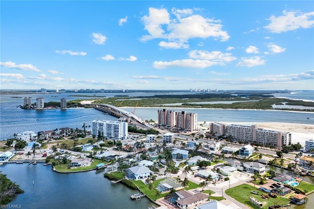 8552 Lagoon Rd, Fort Myers Beach, FL 33931 Photo