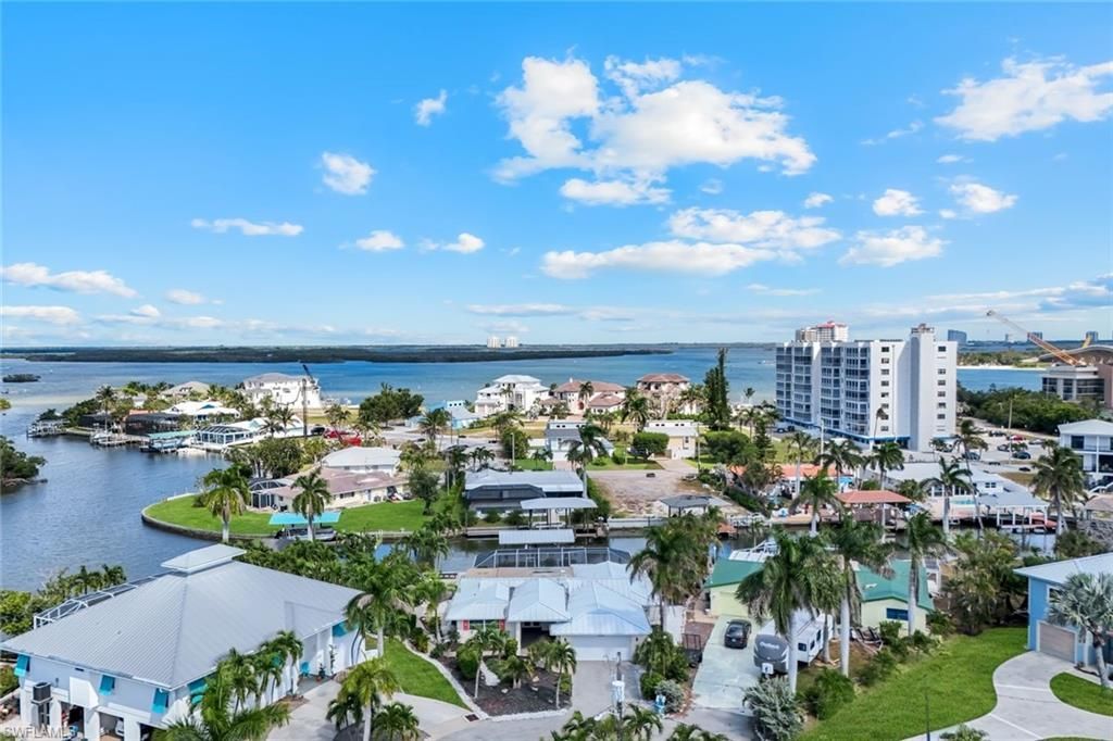 8552 Lagoon Rd, Fort Myers Beach, FL 33931 Photo