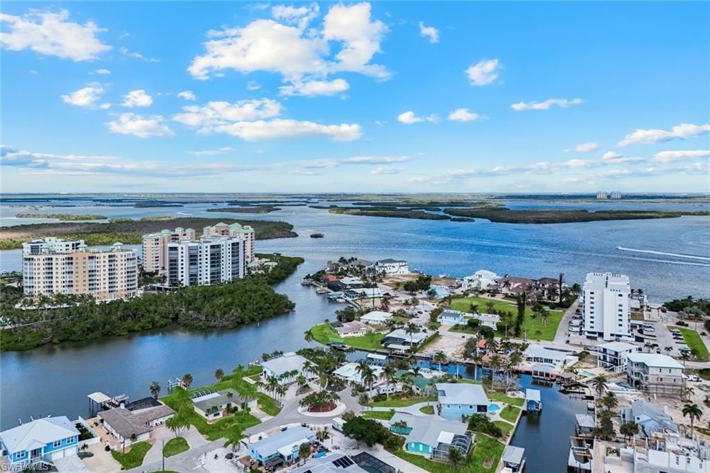 8552 Lagoon Rd, Fort Myers Beach, FL 33931 Photo