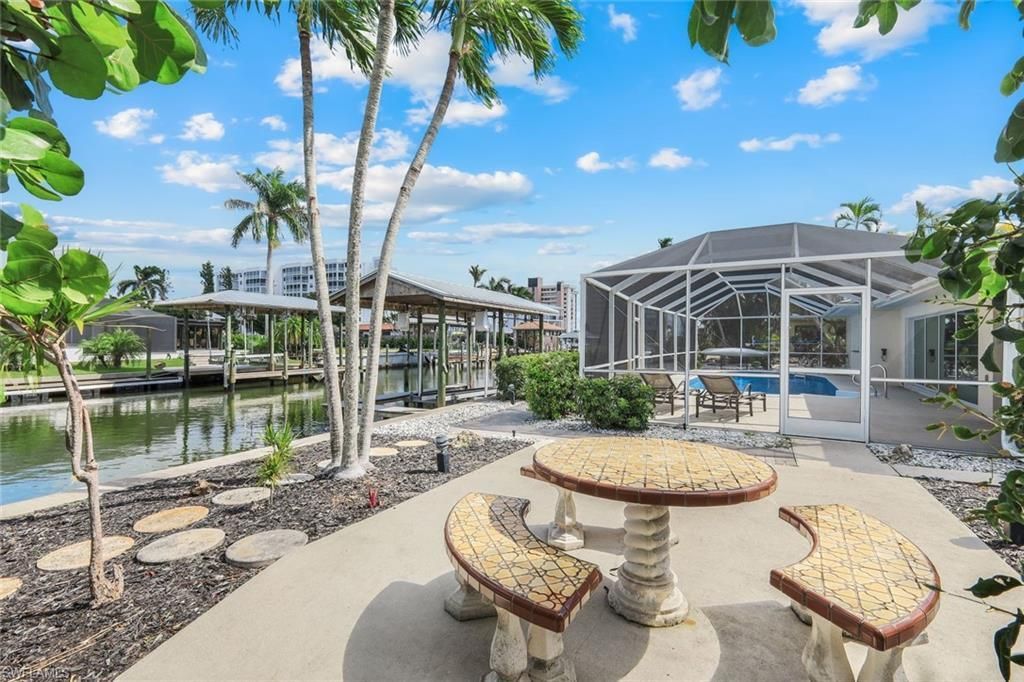 8552 Lagoon Rd, Fort Myers Beach, FL 33931 Photo
