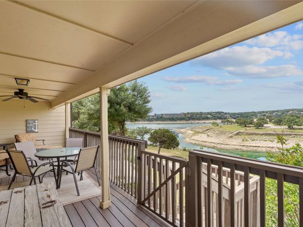 287 Venture BLVD, Point Venture, TX 78645