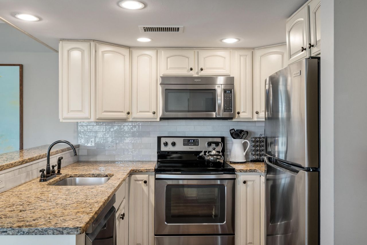 2901 Atrium Villa Photo 16