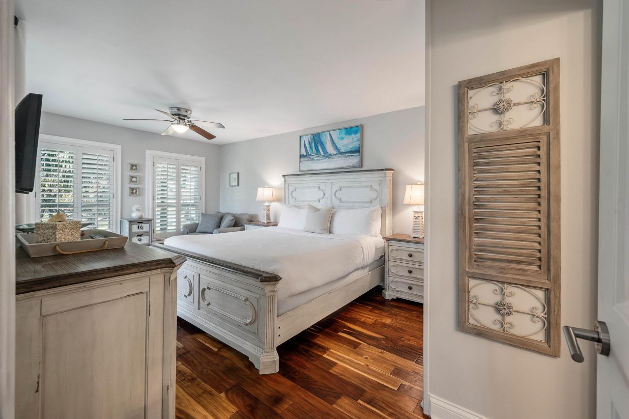 2901 Atrium Villa Photo 18