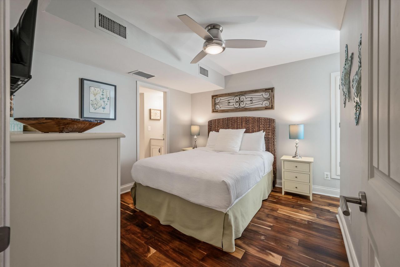 2901 Atrium Villa Photo 24