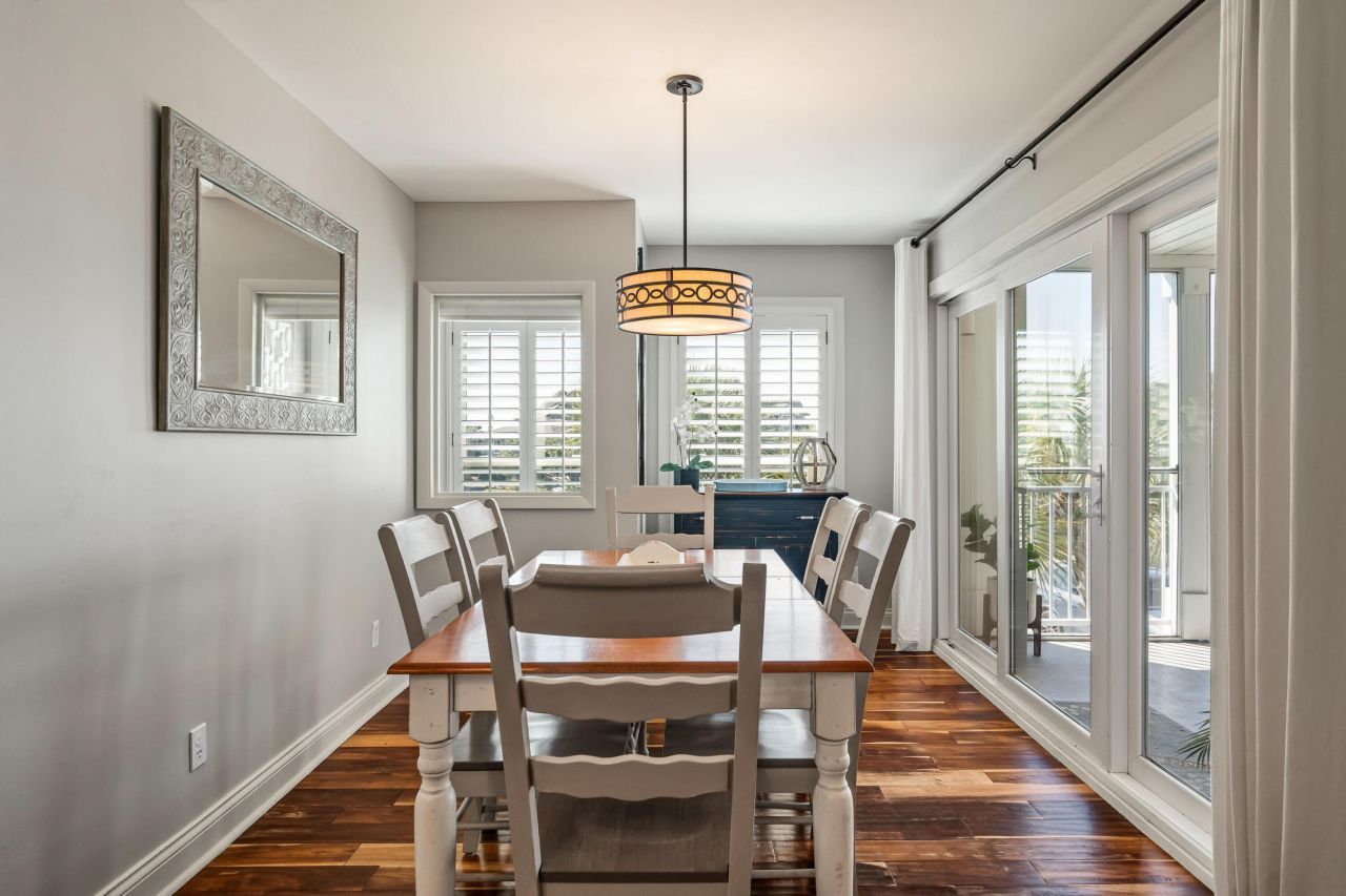 2901 Atrium Villa Photo 9